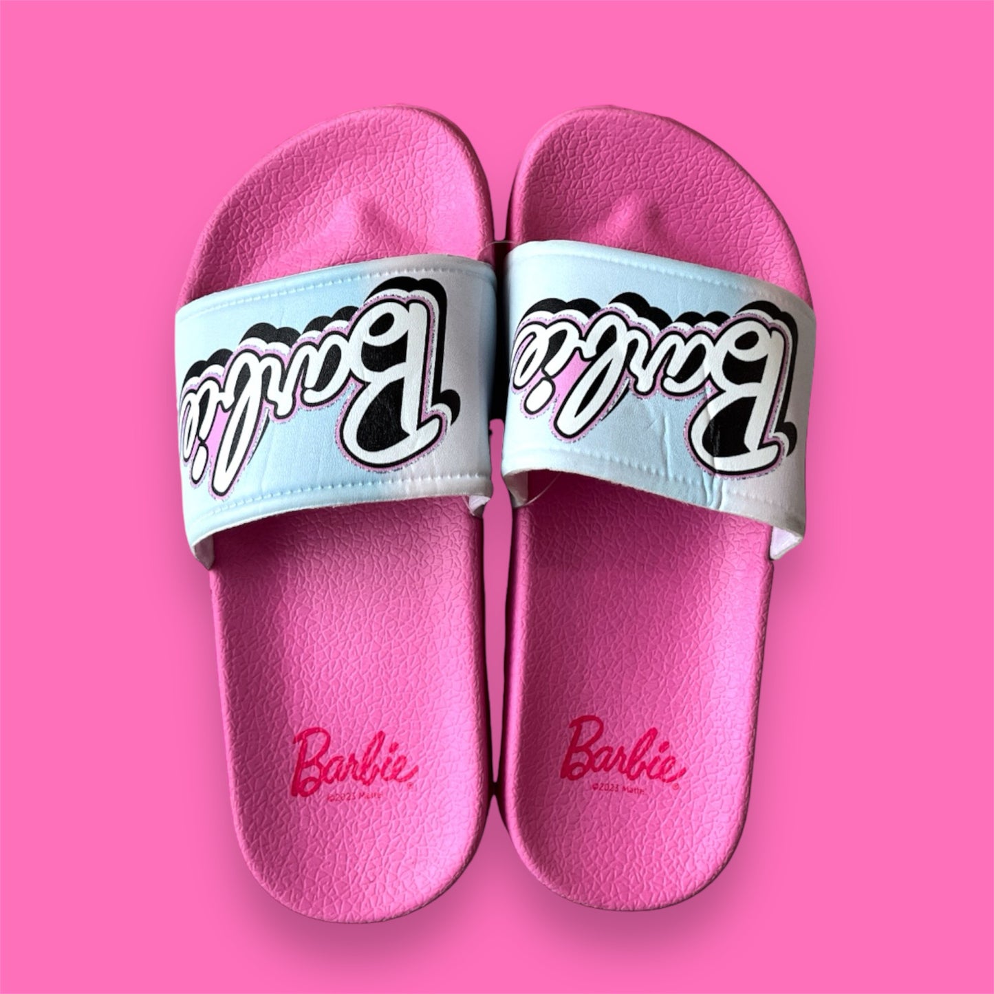 FOOTWEAR: BARBIE GIRLS’ SLIDES SIZE 31/32